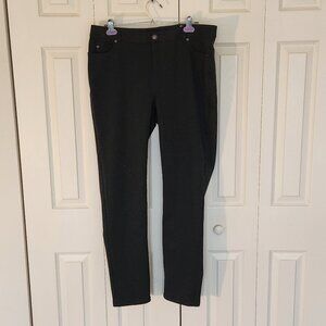 Two by Vince Camuto Pants